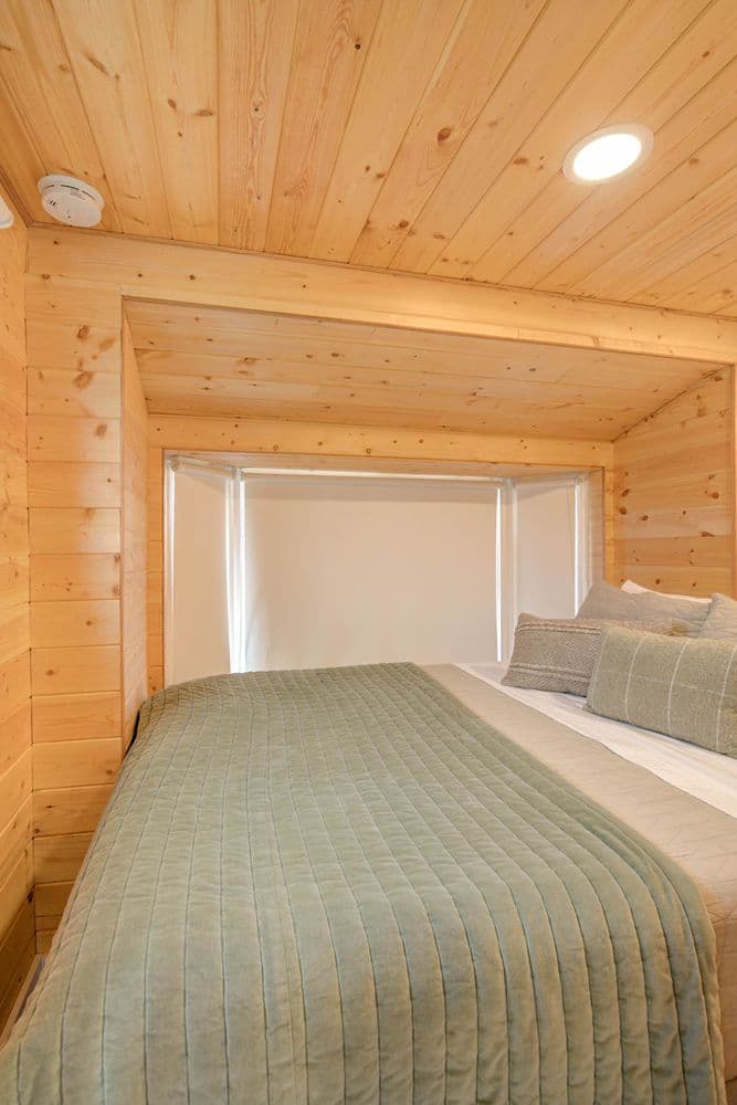 Cottage 11 cozy loft sleeping nook